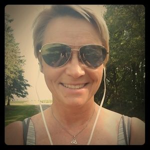 Meet your Posher, Tracy